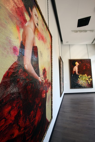 Opening of LITA CABELLUT Fairy Flowers Exhibition 